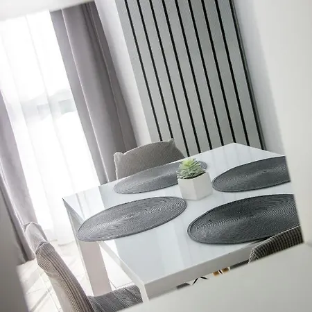 Alezzi Deluca Mamaia Nord Apartment Navodari