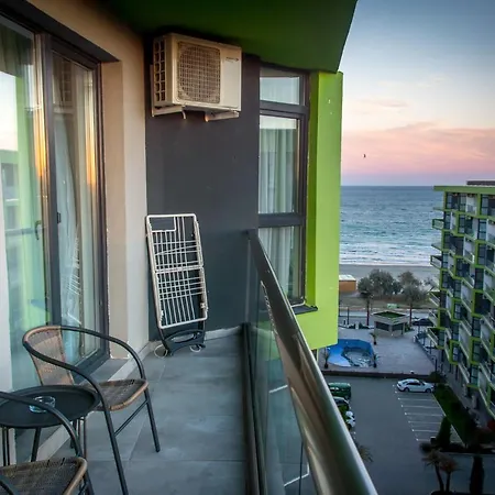 Apartment Alezzi Deluca Mamaia Nord Navodari